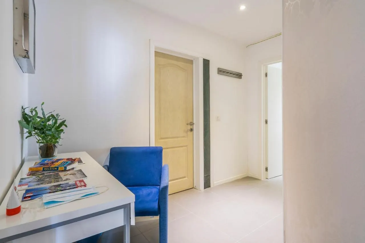 Modern Guest House In Centre Of Bruges